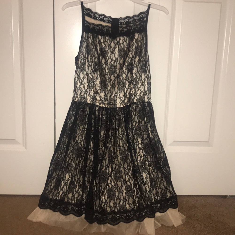 B. Darlin Short Lace Dress